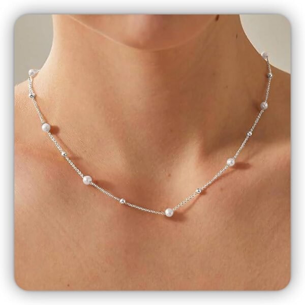 Pearl Necklaces for Women, Daisy Pearl Choker as Y Shaped Pearls Jewelry Gold Heart Necklace for Christmas Teen Gifts Trendy Stuff Birthday Gifts White Baroque Necklace as Wedding Jewelry