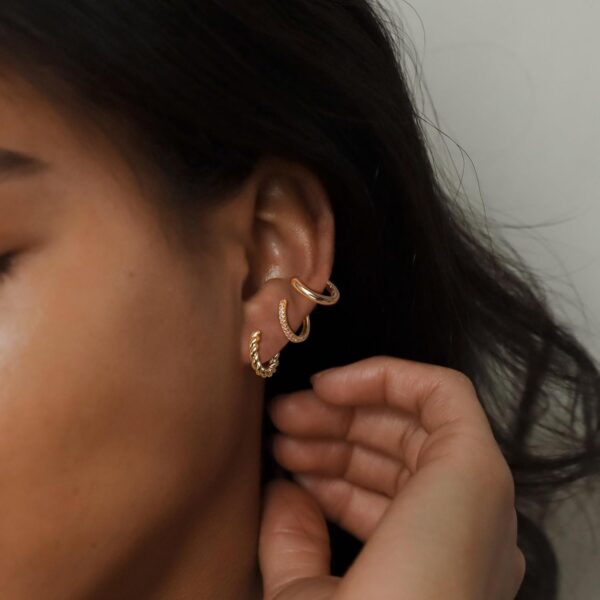 Gold/Sliver Chunky Hoop Earrings Set for Women, 14K Gold Plated Twisted Huggie Hoop Earring Hypoallergenic Thick Open Lightweight Chunky Hoop Earrings Jewelry for Gifts