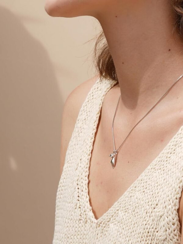 71eagwRBWOL._AC_SL1500.jpg 925 Sterling Silver Cat Necklace Jewelry for Women Trendy Dainty Charm Pendant Necklaces Best Friend Birthday Gifts for Her Sister Mom Wife Womens